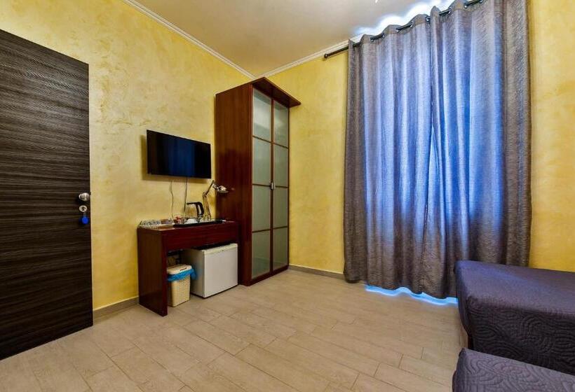 پانسیون E Room 42