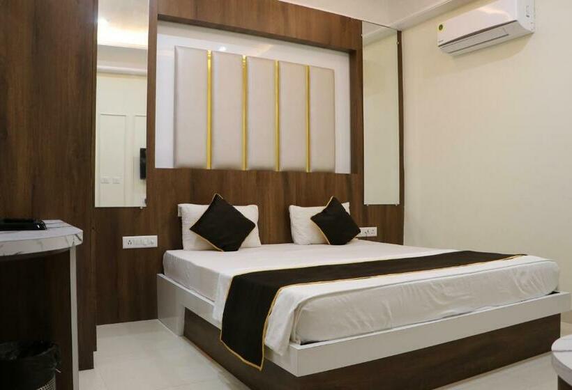 فندق The Knights  Inn