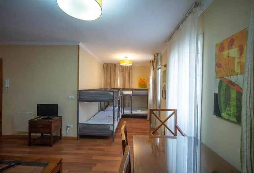 ペンション Cabalo Furado Tui