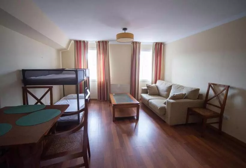 ペンション Cabalo Furado Tui