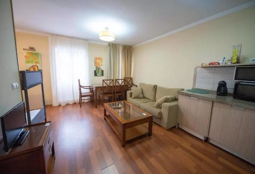 ペンション Cabalo Furado Tui