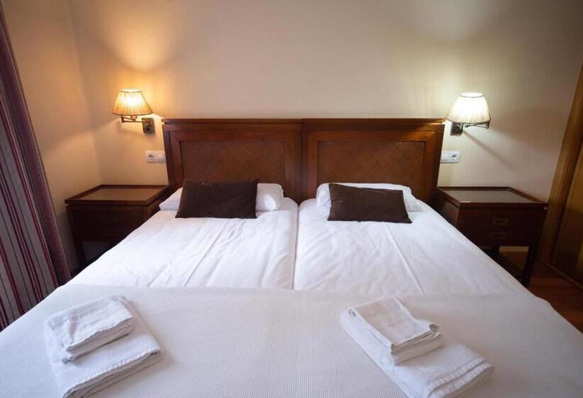 بنسيون Cabalo Furado Tui