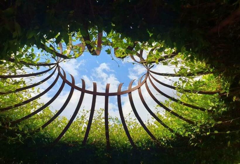 بنسيون Les Loges De Saint Eloi  Gîtes