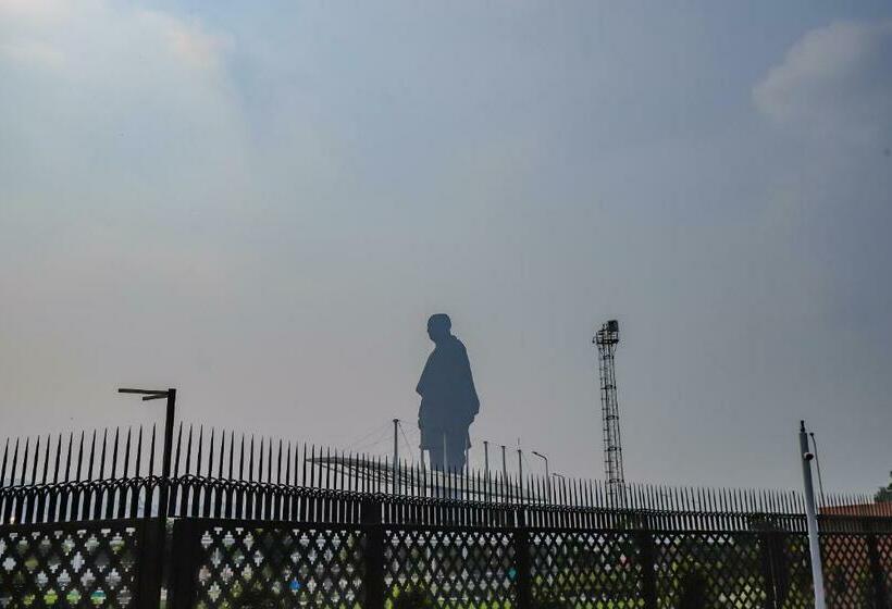 Pension (Hôtel basse catégorie) Oyo Home 83838 Reva Vihar Homestay