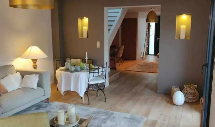 پانسیون Suite La Baronne Gîte Du Petit Hutin