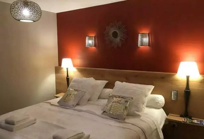 پانسیون Suite La Baronne Gîte Du Petit Hutin