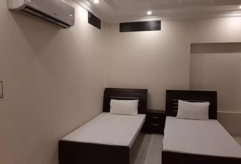 پانسیون Victoria Guest House