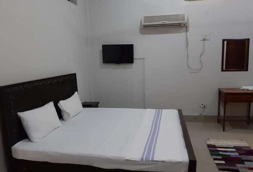 پانسیون Victoria Guest House