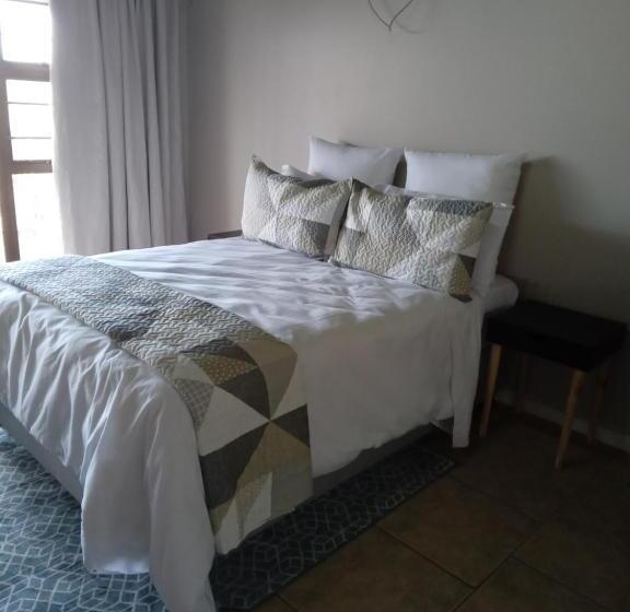 酒店 The Thatch Hide