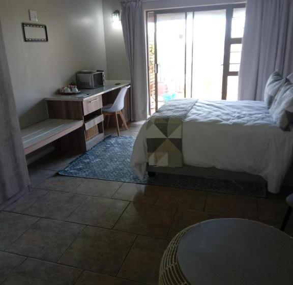 酒店 The Thatch Hide