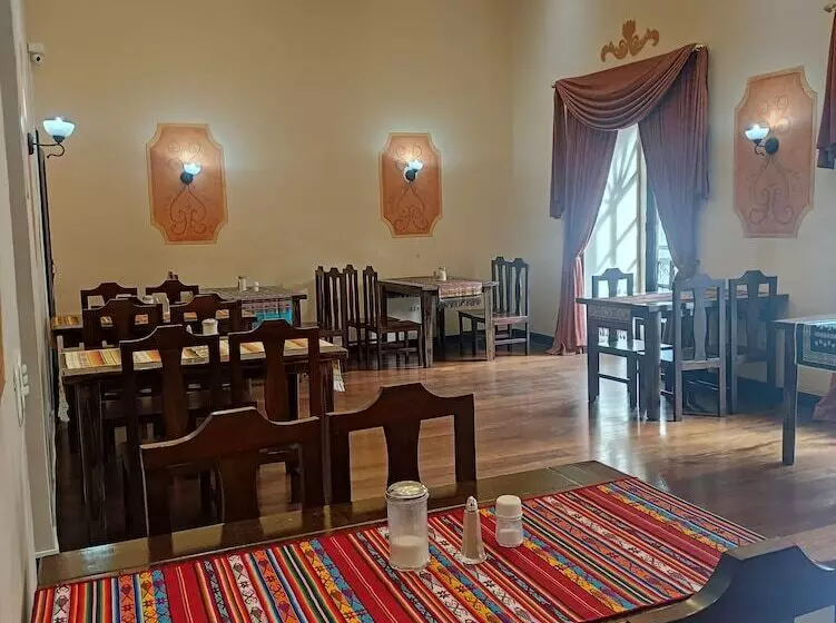 Hotelli Sa By Raymipampa