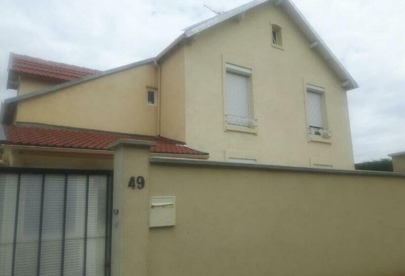 פנסיון 7 Minutes De L Aéroport De Cdg 3