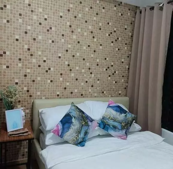 Roari Portovita Tower 2 Br Luxurious Unit