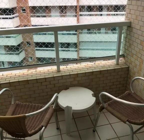 Boulevard Riviera Flat