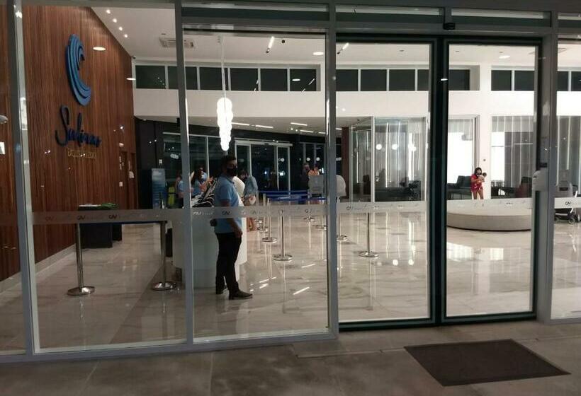 Salinas Exclusive Resort