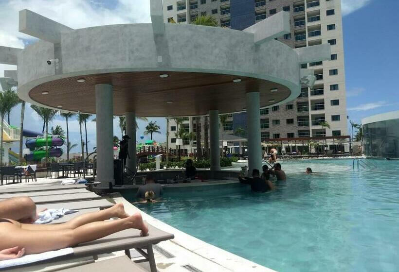 Salinas Exclusive Resort