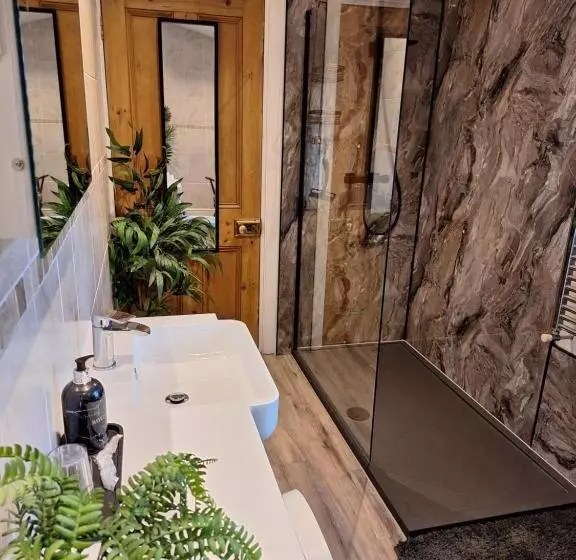 ベッドアンドブレックファースト Slate Hall