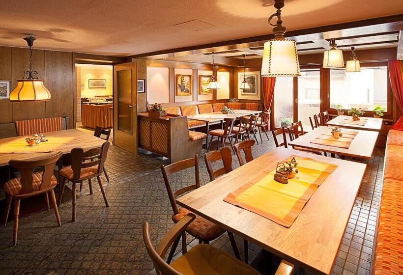 Altstadt Hotel Zum Hechten