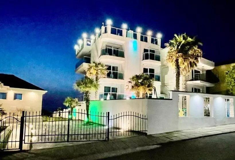 Отель Agata Beach Boutique Adult Only