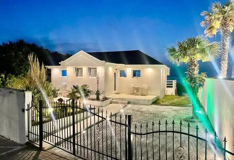 Отель Agata Beach Boutique Adult Only