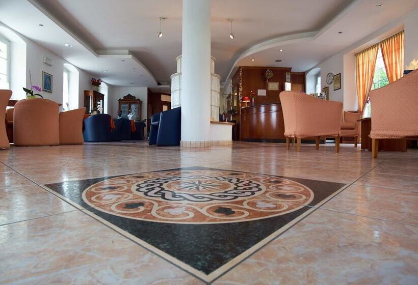 호텔 Albergo Al Salus