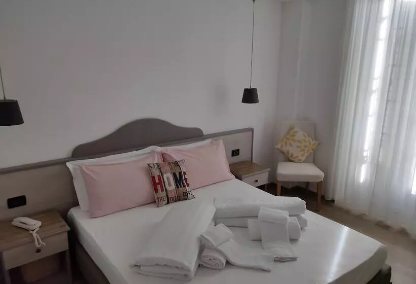 ホテル Albergo Al Salus