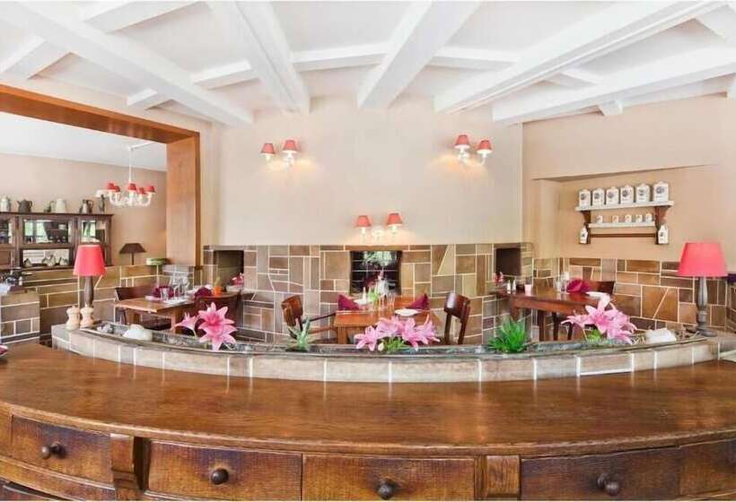 هتل Auberge De La Gaichel