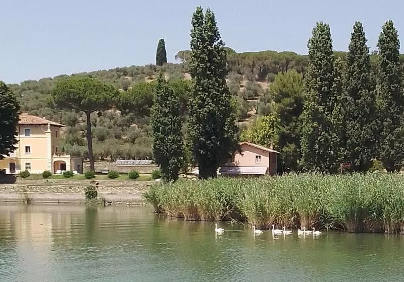 ホテル Borgo Cenaioli