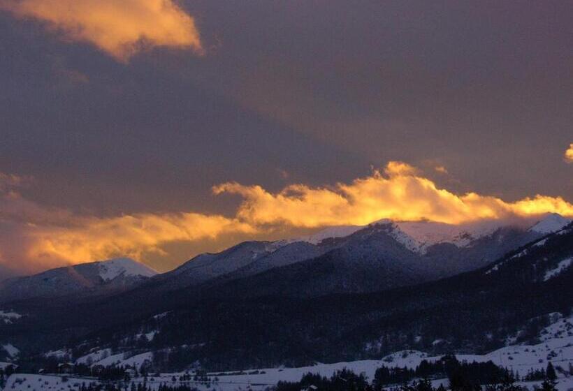 בית מלון כפרי Cocoon Garden