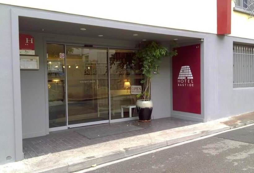 هتل De La Bastide