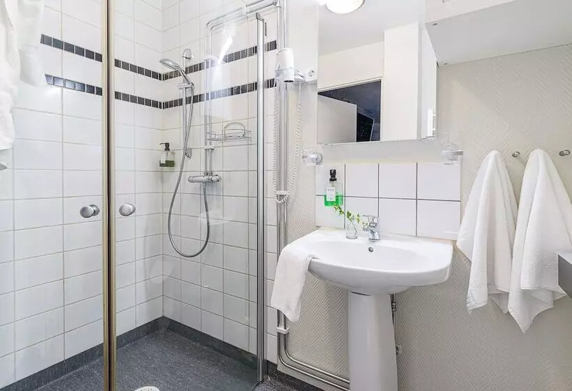 ホテル Fagersta Wardshuset C. Dickens