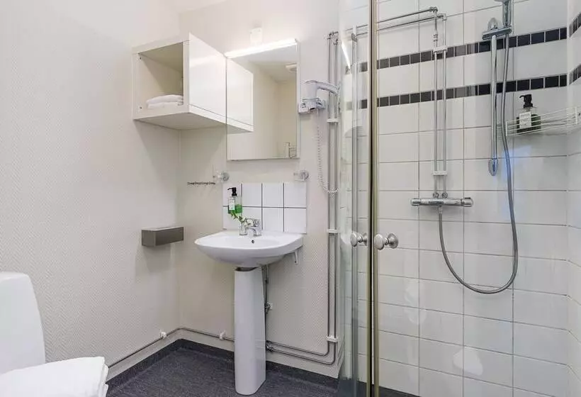 ホテル Fagersta Wardshuset C. Dickens