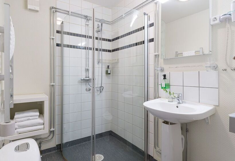 ホテル Fagersta Wardshuset C. Dickens