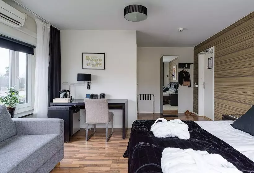 ホテル Fagersta Wardshuset C. Dickens