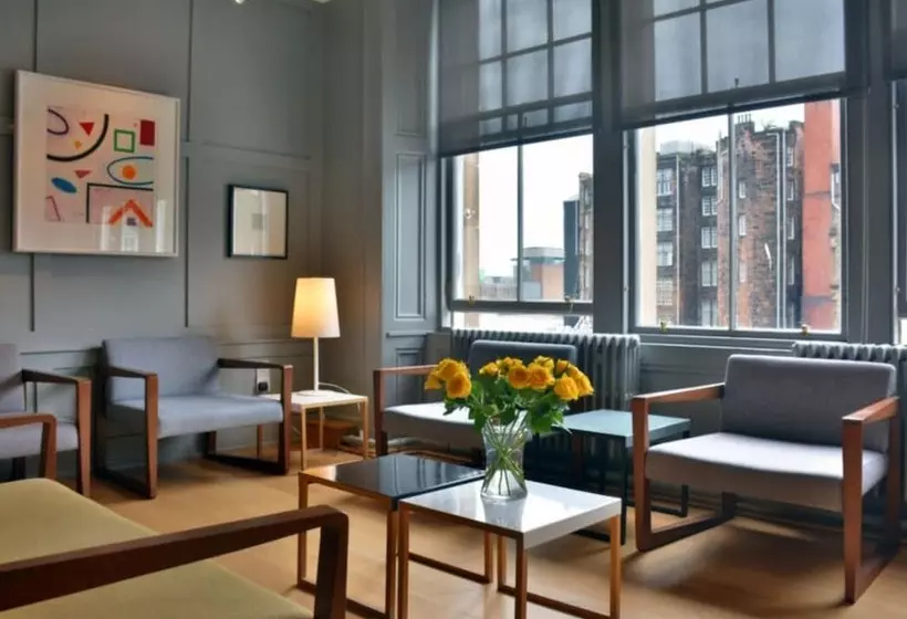 Grasshoppers Hotel Glasgow