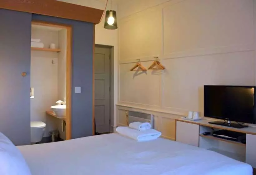 Grasshoppers Hotel Glasgow