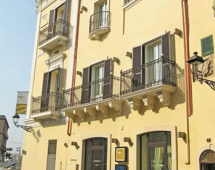 בית מלון כפרי L Arcangelo Boutique