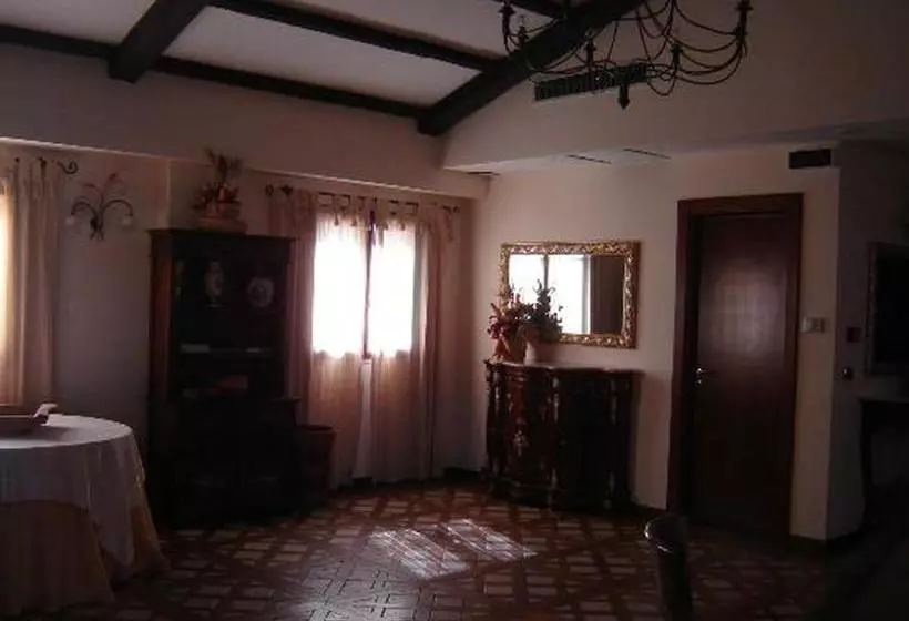 هتل La Locanda Di Castromediano