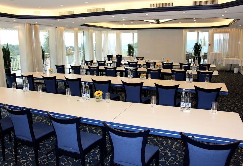 Отель Restaurant Vogelsang