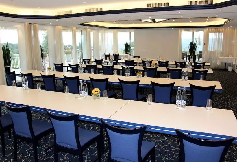 Отель Restaurant Vogelsang