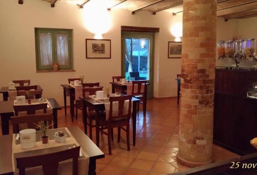 ホテル San Claudio