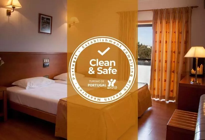 Отель Santa Mafalda