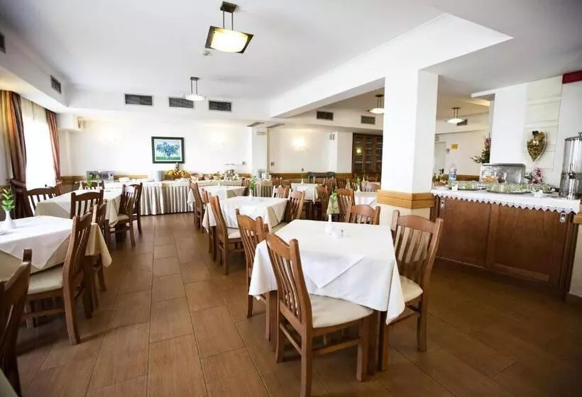 Отель Santa Mafalda