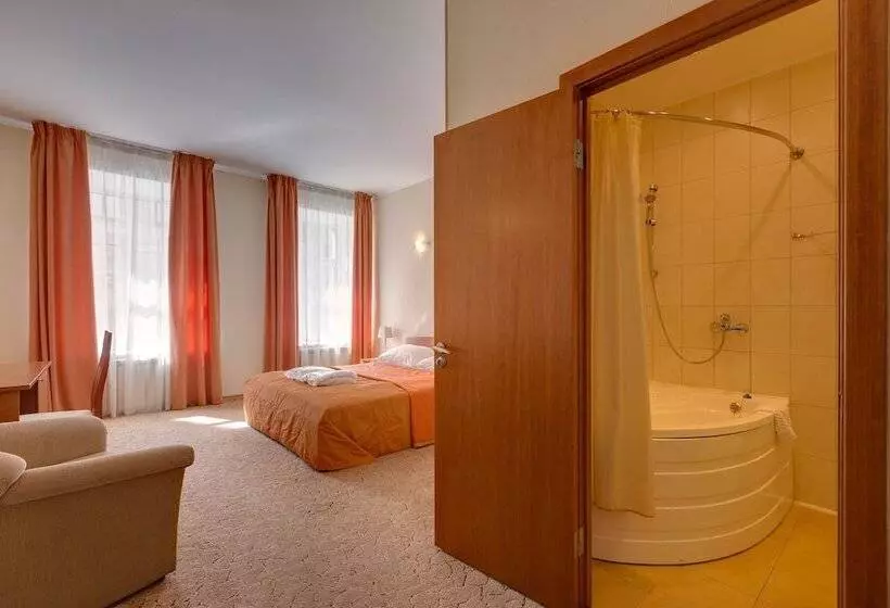 هتل Solo Na Bolshom Prospekte