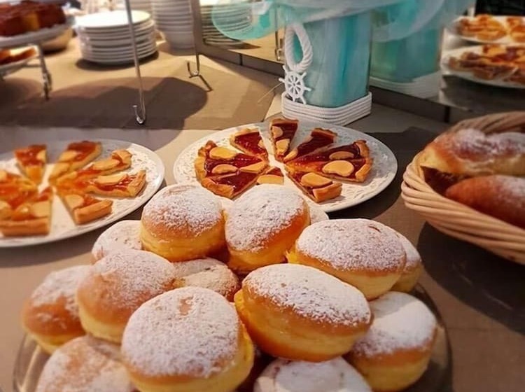 Mediterraneo Hotel & Suites