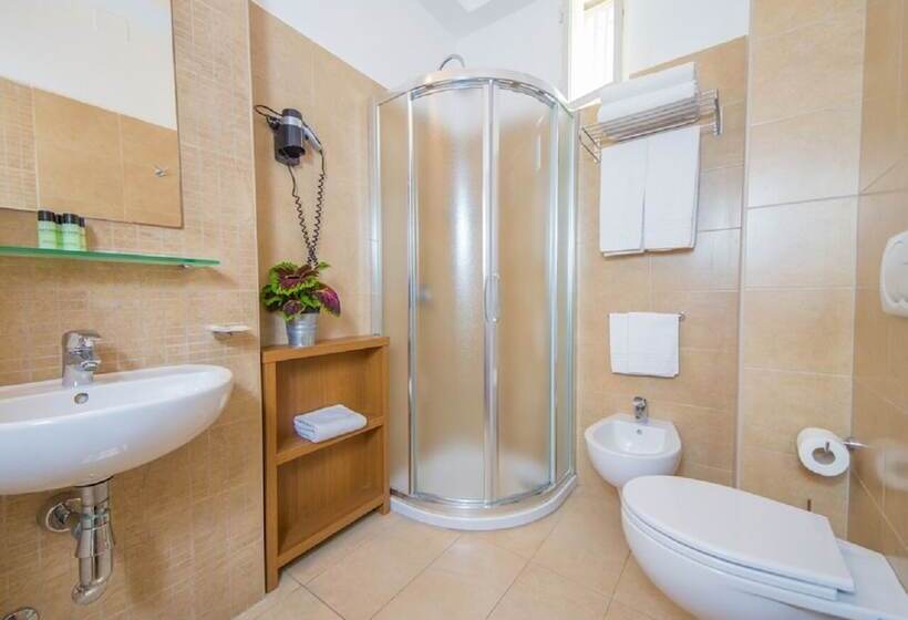 Mediterraneo Hotel & Suites