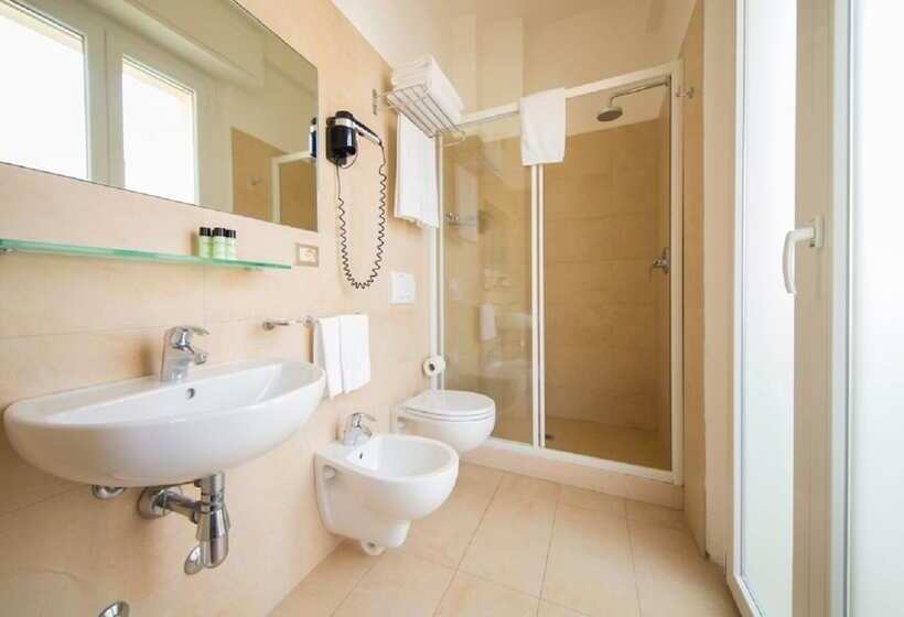 Mediterraneo Hotel & Suites