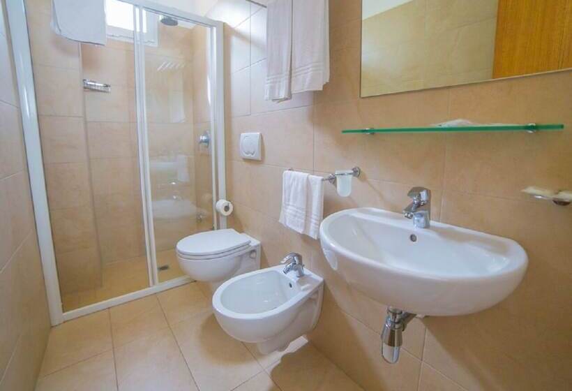 Mediterraneo Hotel & Suites