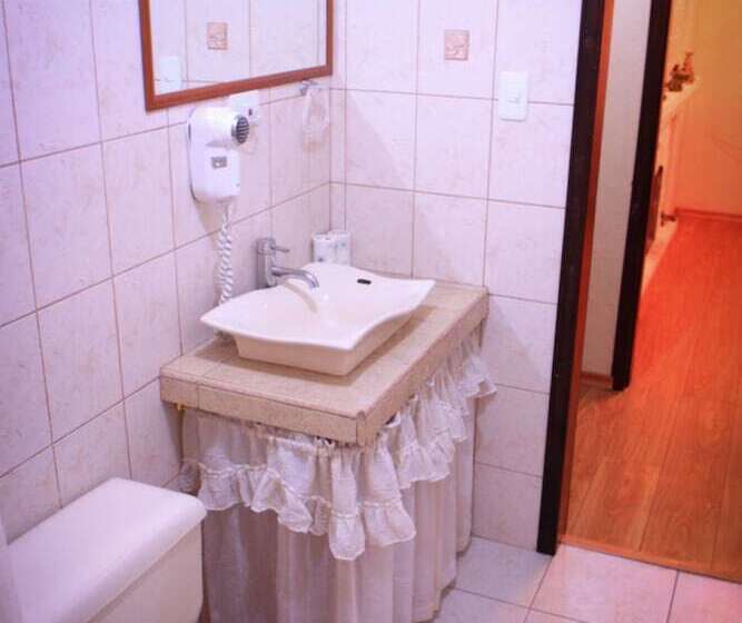 Golden Rest Latacunga