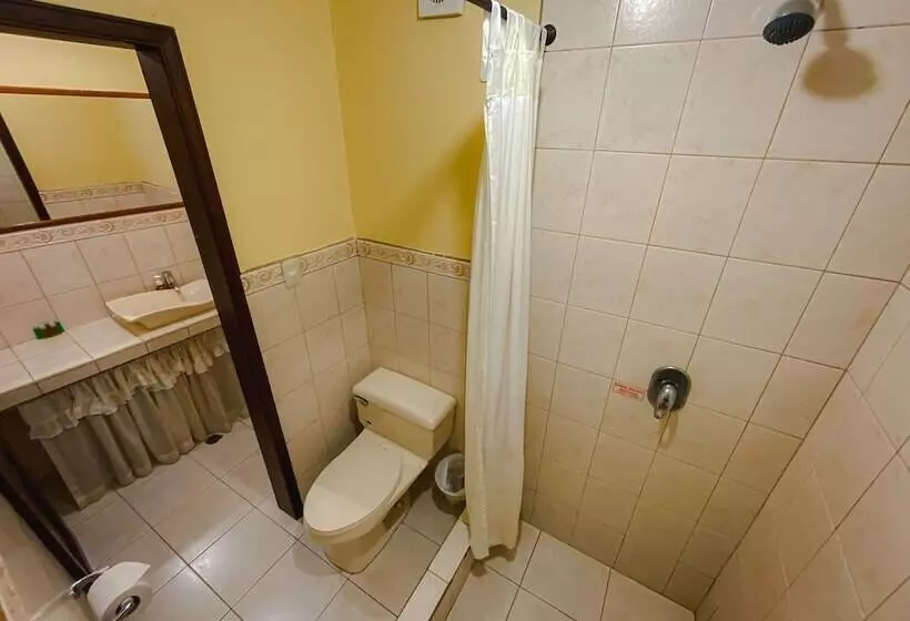 Golden Rest Latacunga